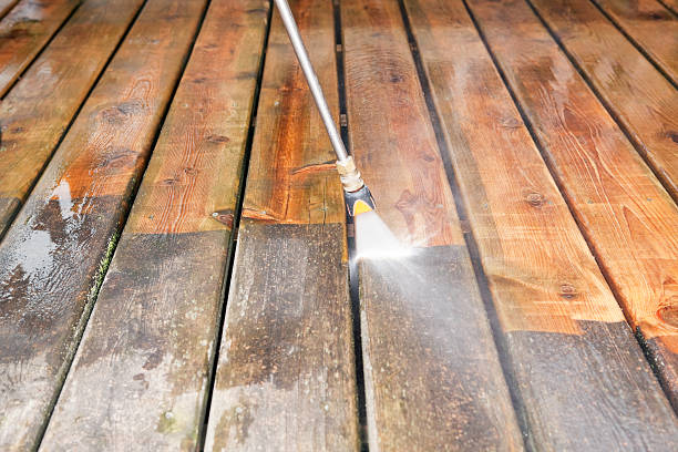 Best Deck Cleaning Services  in Cleveland, FL